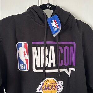 NBA Black Crewneck Hoodie with Los Angeles Lakers and NBA CON Logos new w/tag
